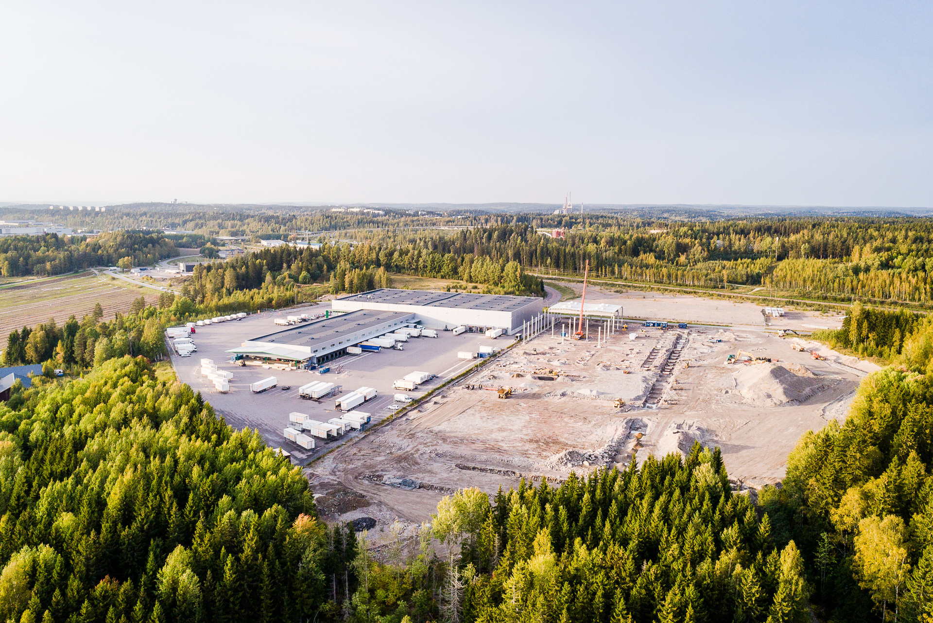 Teollisuustyömaat ja rakennusprojektien eri vaiheet